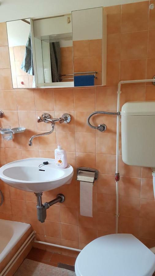 Apartament Apartamani Katarina Vl.Ilija Jusup Starigrad Paklenica Zewnętrze zdjęcie